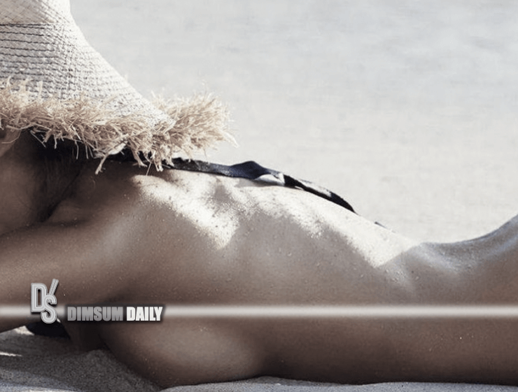 ajayi foluke recommends Masterbating On Nude Beach