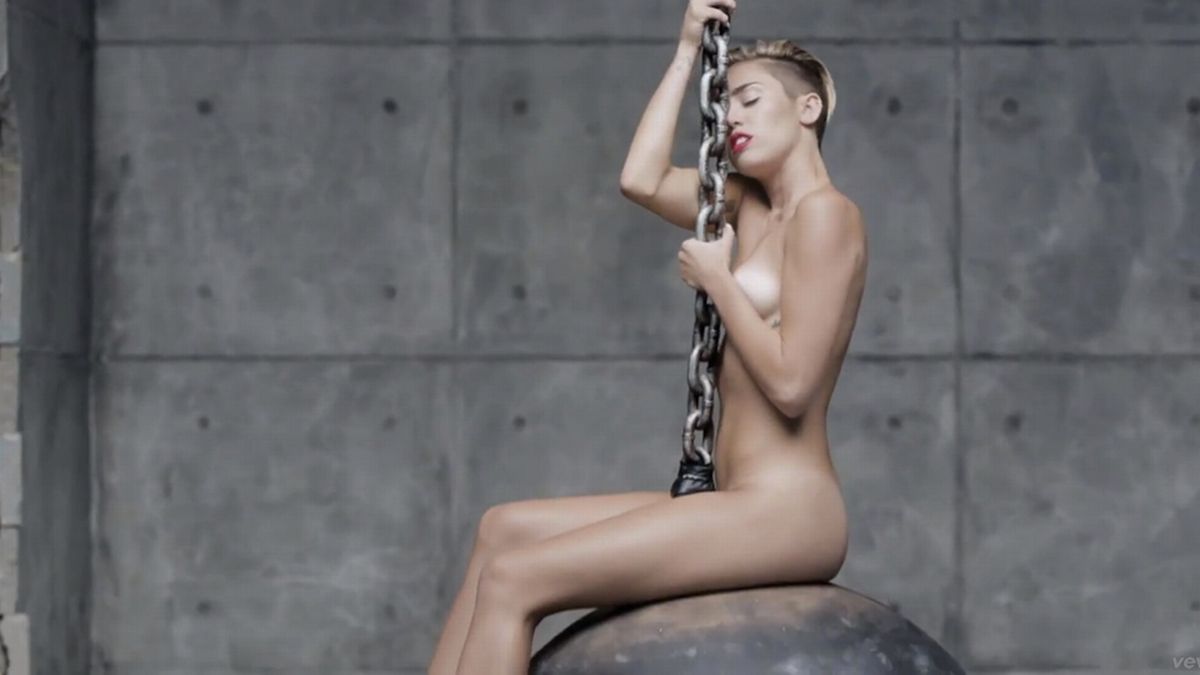 Best of Miley cyrus wrecking ball porn