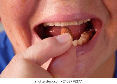 abhilasha sachdeva share nut in mouth photos