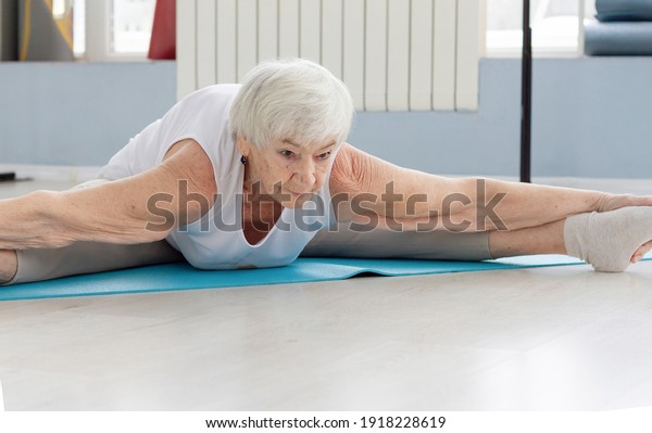 david pamenter recommends old lady doing splits pic