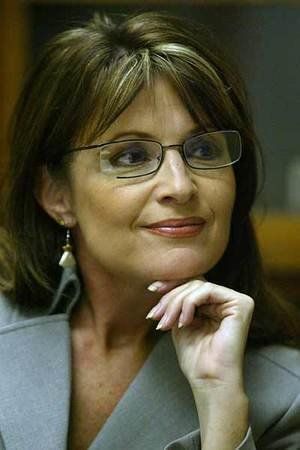 ashley darrough add sarah palin pokies photo