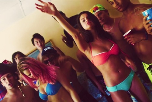carol slate recommends Selena Gomez Spring Breakers Topless