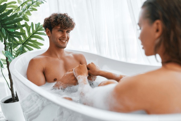 cory hancox recommends sexy bath tub pics pic