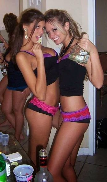 danielle keel share sexy drunk girls pics photos