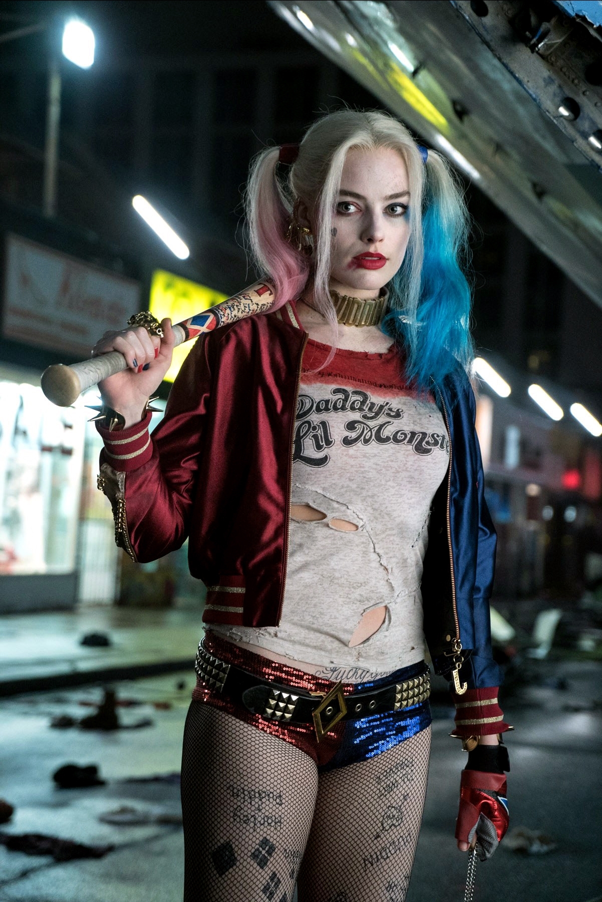 chris gellatly add photo sexy margot robbie harley quinn