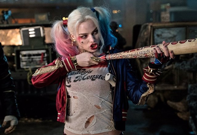 amira jamil recommends sexy margot robbie harley quinn pic