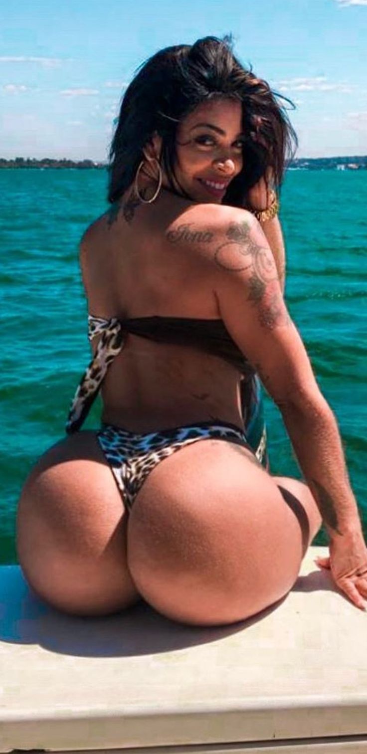 alex fisch add photo sexy woman big ass