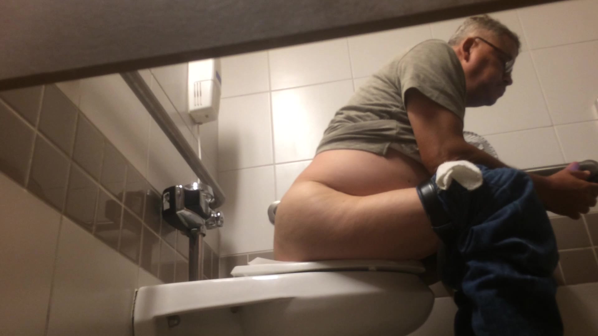 anne brownrigg share spy cam men toilet photos