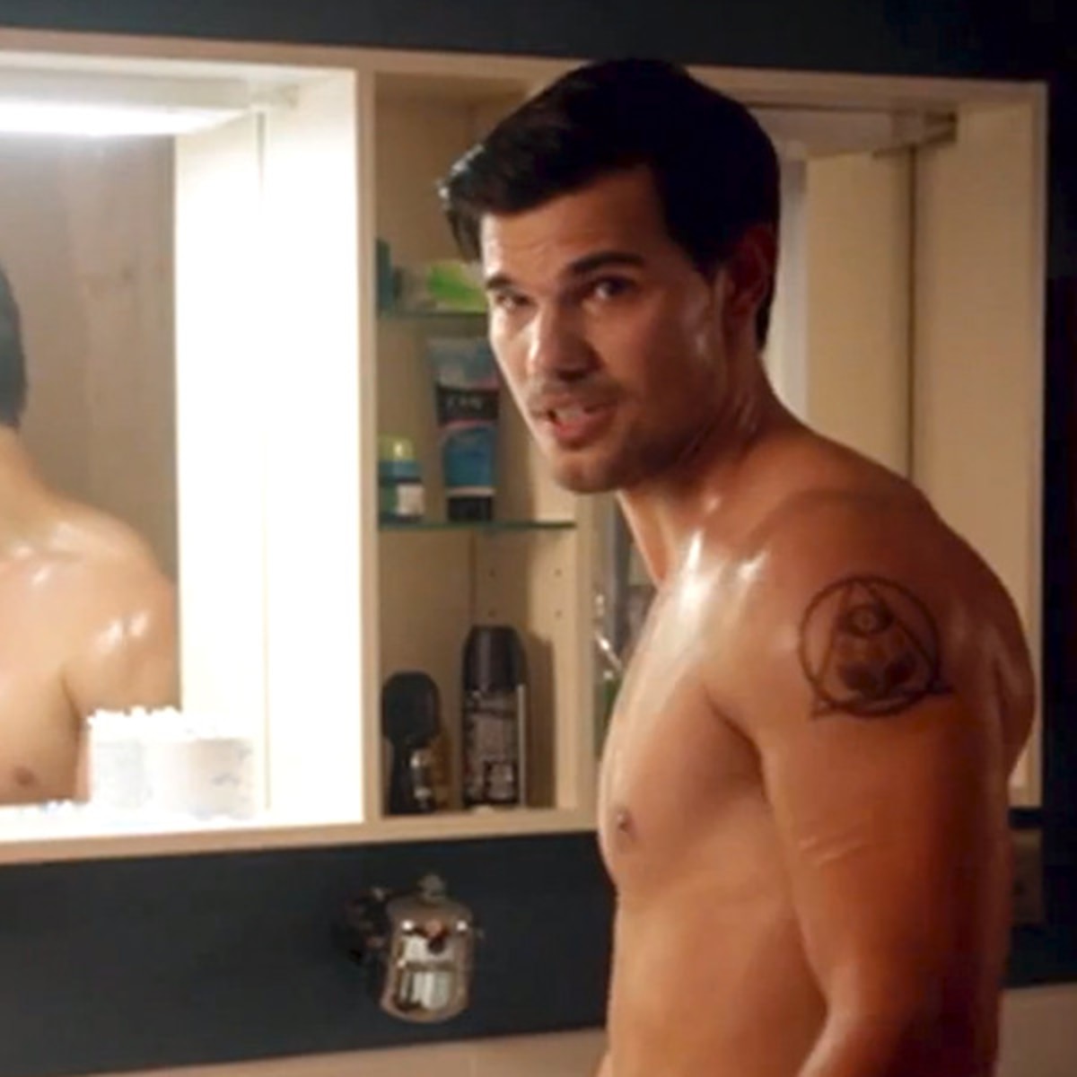 Best of Taylor lautner naked fakes