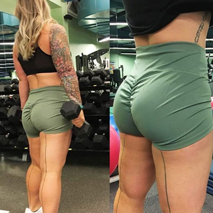 thick ass in shorts