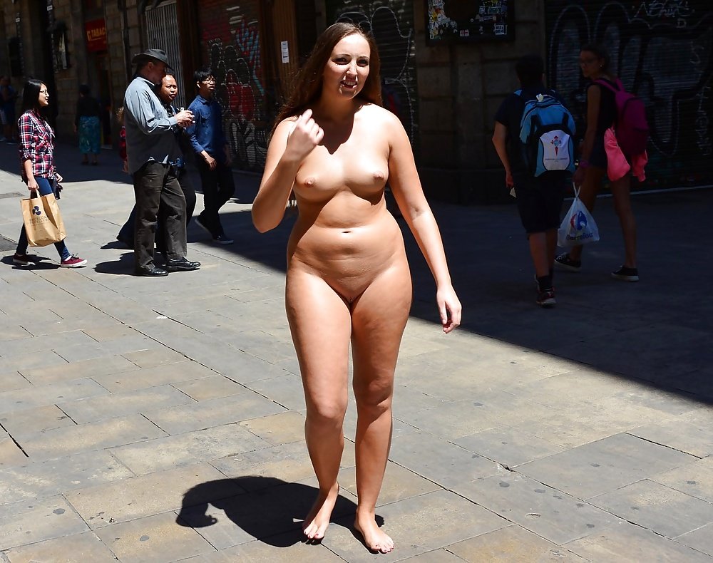 bridget goetz recommends Wife Walking Around Nude