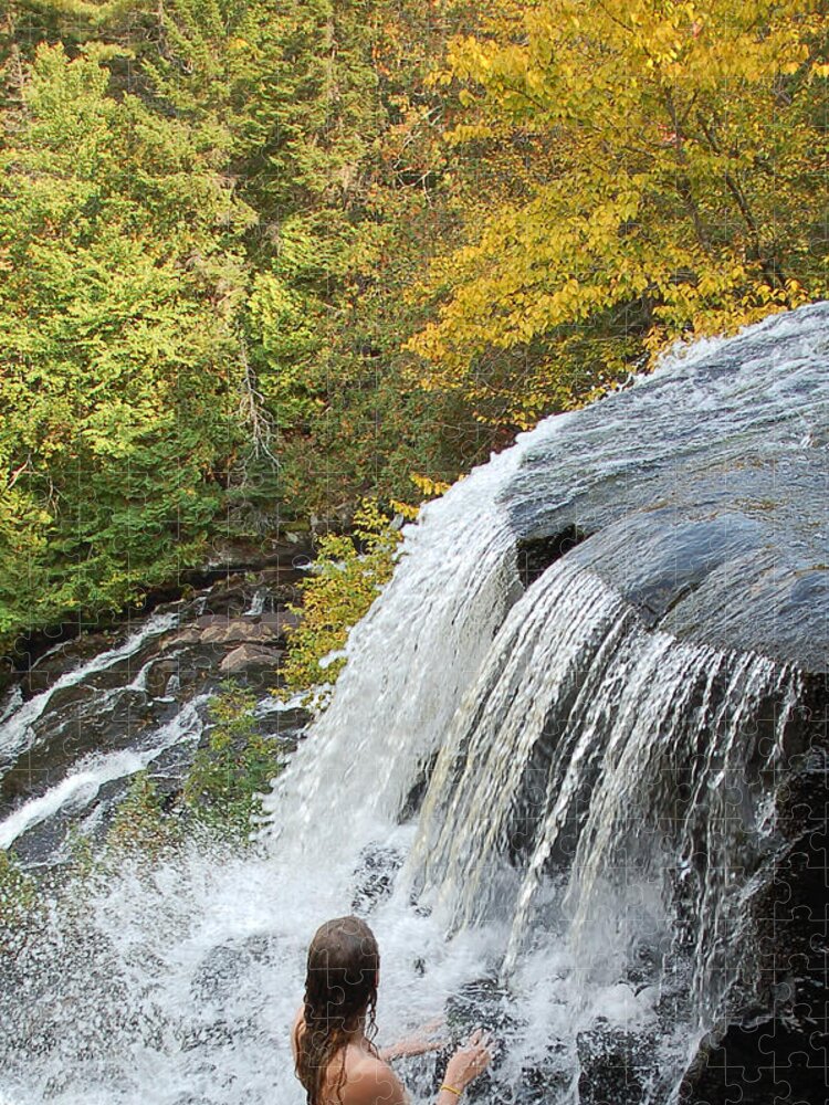 daz kirk recommends Women Bathing In Waterfalls