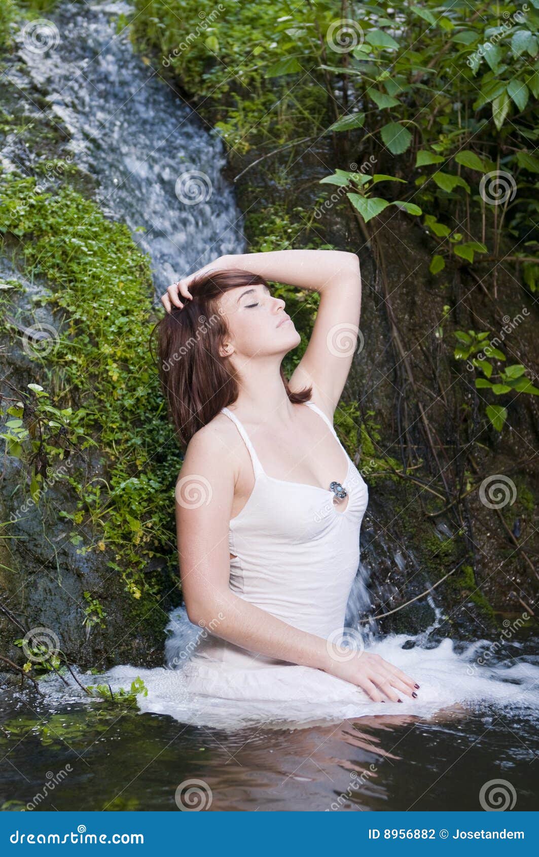cj wiegand share women bathing in waterfalls photos
