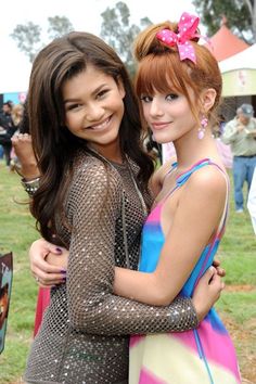 barbara gilliland add photo zendaya and bella thorne naked